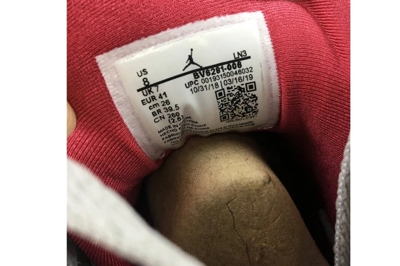7 BV6281-006 AIR JORDAN BV6281-006 CARDINAL” “REFLECTIVE 0813
